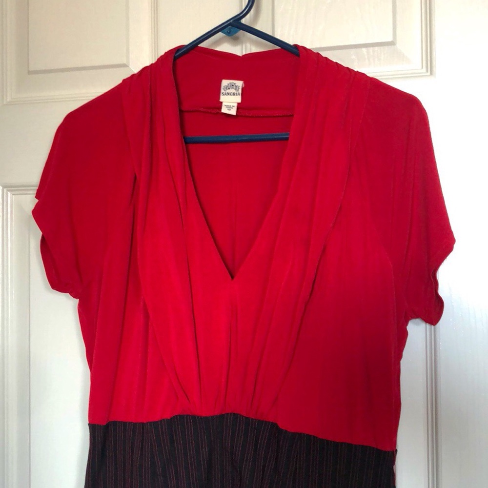 Sangria dress in red and black (w/red stripes)